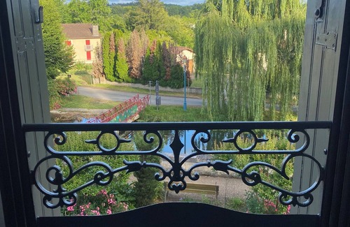 Agonac House | HOUSE 1676, IN THE HEART OF THE GREEN PERIGORD