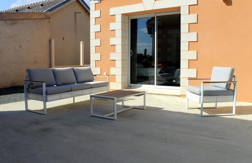 Saint-Jean-de-Sauves House | House 35 minutes from Futuroscope