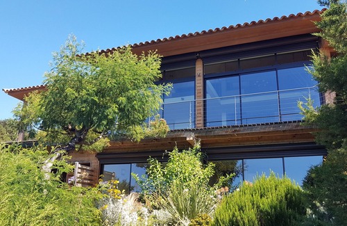Porto-Vecchio Villa | House 4/6 Peop Pool 3 bathrooms. Pedestrian access to the beachs of Palombaggia.