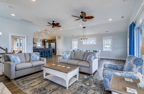 Kill Devil Hills House | House ∙ 4 bedrooms ∙ 11 guests