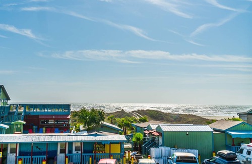 Sand Point House | House ∙ 4 bedrooms ∙ 12 guests