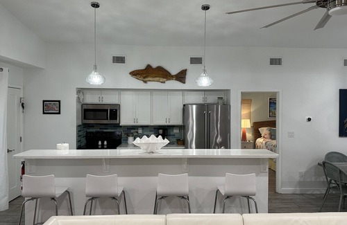 Key Allegro House | House, 4 Bedrooms + Sunroom, 2.5 Baths, Sleeps 13