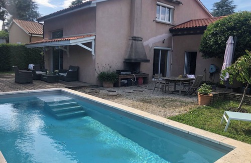 Saint-Cyr-au-Mont-d'Or House | House 4 bedrooms 3 bathrooms swimming pool and tennis 5 min from Lyon