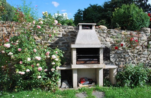 Osseja House | House 6/7 pers WIFI, large garden on Osseja 2 km from Spain 30mn from the slopes