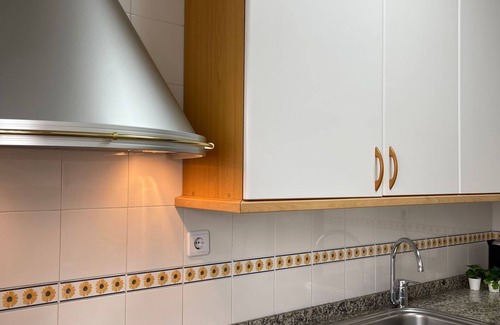 Aguda House | House 6 px 100m walk from the beach and 20' by train from the historic center of Porto.