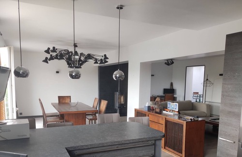 Auvers-sur-Oise House | HOUSE 7 PEOPLE whole unit