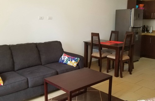 Rio Seco House | House across from pool close to dozens of great beaches - La Pequena Casa