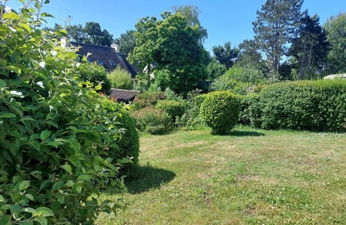 Nevez House | House and enclosed garden facing south, quiet, close to the center, 3 km from the beaches