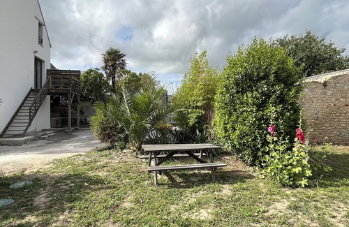 Saint-Jean-Trolimon House | House Apt Duplex 160m2 with garden/Finistère Sud 7 minutes from the beach!