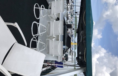 Dewy Rose Boat Rental | House Boat 88 ft Lake Hartwell South Carolina