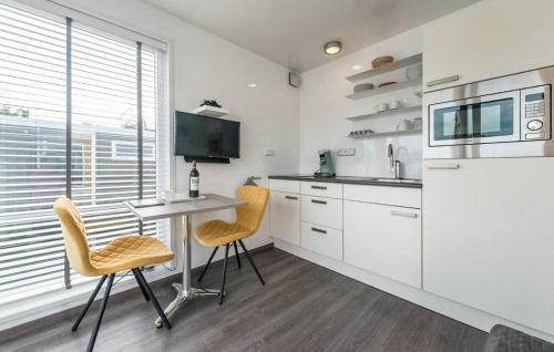 Heugum Boat Rental | House Boat Mustique