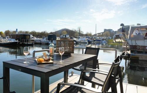 Heugum Boat Rental | House Boat Sylt