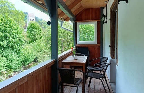 Sulzburg Apartment | House by the stream