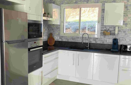 Beynat House | House casa Maya bungalow near honey lake free wifi above ground pool