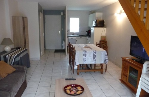 Fouesnant House | HOUSE CLOSE TO THE SEA, SHOPS, POOL