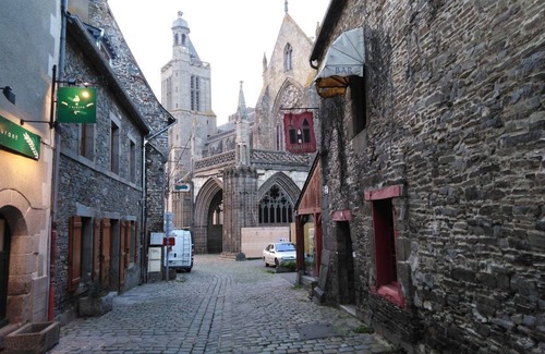 Dol-de-Bretagne House | House F6 near Mont-Saint-Michel, Saint Malo