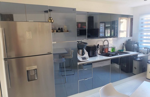 Longjumeau House | House facing south