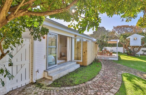 Onrus House | House Fál · Private gem with large garden