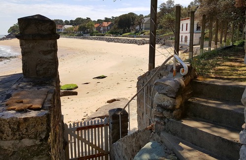 Noirmoutier-en-l'Ile House | House feet in water