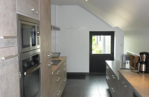 Cherrueix House | House for 11, facing sea, in "Cherrueix" located directly on Mt Saint Michel Bay