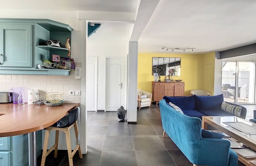 Saint-Ideuc House | House for 12 people, 6 bedrooms, 100 m from the beach with garden.