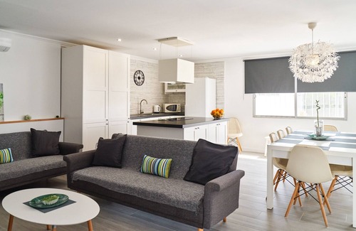 Blanes House | House for 14 people with pool, ping pong and petanque, 10 minutes from the beach