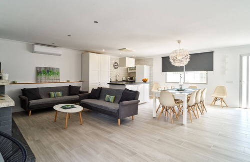 Blanes House | House for 14 people with pool, ping pong and petanque, 10 minutes from the beach
