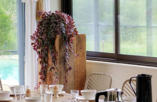 Vivans Cottage | House for 14 people with pool, spa, sauna, and garden in nature