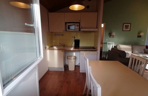 Parentis-en-Born House | House for 4 people in a 3* residence with swimming pools near the lake, wifi