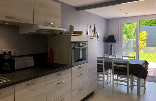 Sarzeau House | House for 5 with heated pool, near Sarzeau beach