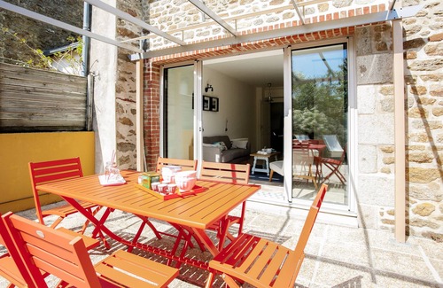 La Richardais Ski Chalet | House for 6 - garden, terrace - near Dinard