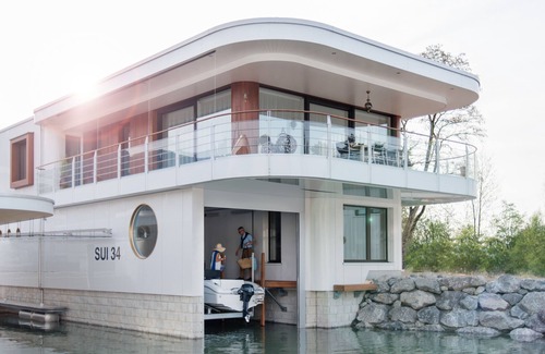 Gwatt House | House for 6 guests with 180m² in Gwatt (58188)