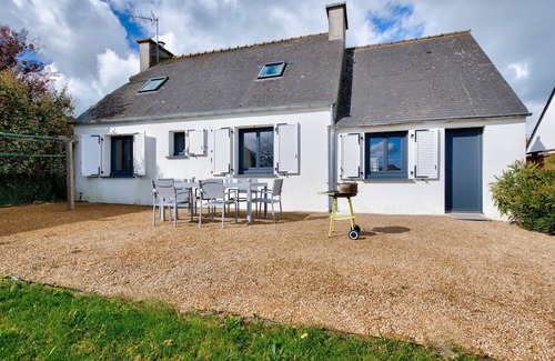 Guisseny Ski Chalet | House for 6 with terrace and garden