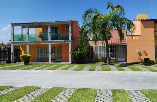 Tetecalita House | House for Family weekends, Pool Party in Cuernavaca, WiFi, AC , Private Security