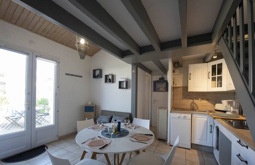 Noirmoutier-en-l'Ile Ski Chalet | House for 4 - Terrace - 300m from the beach