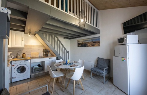 Noirmoutier-en-l'Ile Ski Chalet | House for 4 - Terrace - 300m from the beach