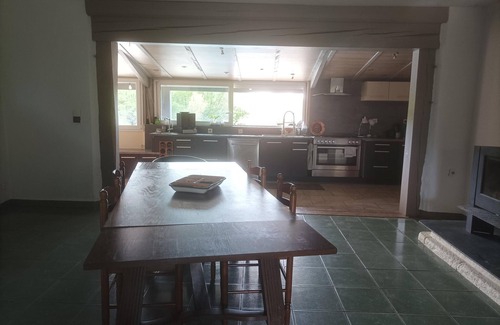 Saint-Front-sur-Lemance House | House near Bonaguil castle with private pool