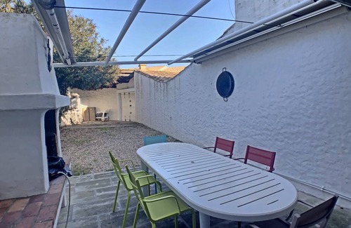 Saintes-Maries-de-la-Mer House | House for 10 people, 300m from the sea, Saintes-Maries-de-la-Mer