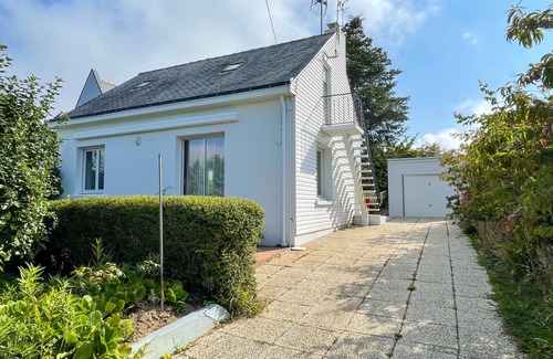 Saint-Marc-sur-Mer House | HOUSE GARDEN BEACHES WALKS