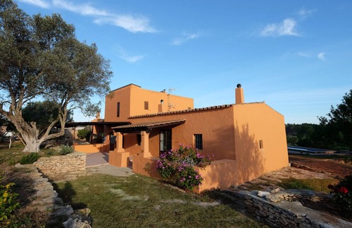 Formentera House | House House-Villa with pool, overlooking Ibiza, fields with olive and private forest