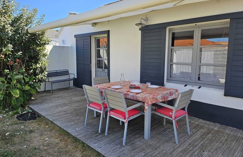 Noirmoutier-en-l'Ile House | House in a quiet cul-de-sac, within walking or cycling distance of shops and beach.