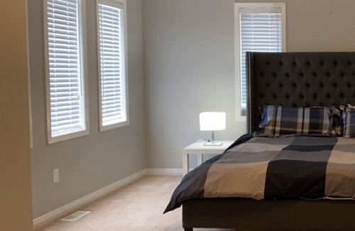 Ajax House | House in Ajax - Events Allowed