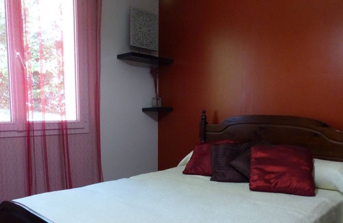 Ascain Apartment | House in Ascain, Basque Country, near beach, mountain and Spain