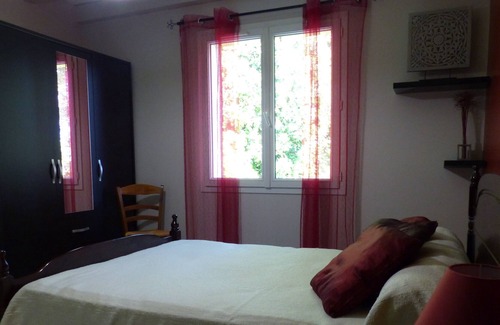 Ascain Apartment | House in Ascain, Basque Country, near beach, mountain and Spain