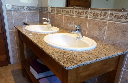 Ascain Apartment | House in Ascain, Basque Country, near beach, mountain and Spain