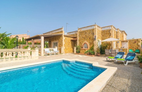 Badia Blava Villa | House in Badia Blava with Pool & Rocky Beach