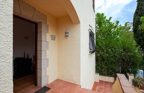 Sant Pere Pescador House | House in Catalonia near the Sea