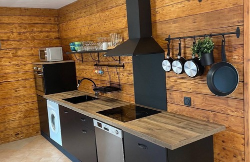 Le Puyricard House | House in Cuges-Les-Pins with Private Pool and Beautiful View