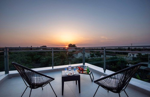 Alissos House | House in Dimi with Spacious Terrace