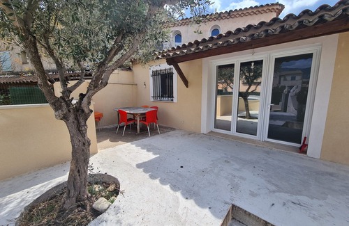 Les Salles-sur-Verdon House | House in the heart of the village 500 m from the lake